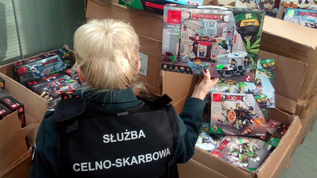 Podrobione klocki w białostockim sklepie