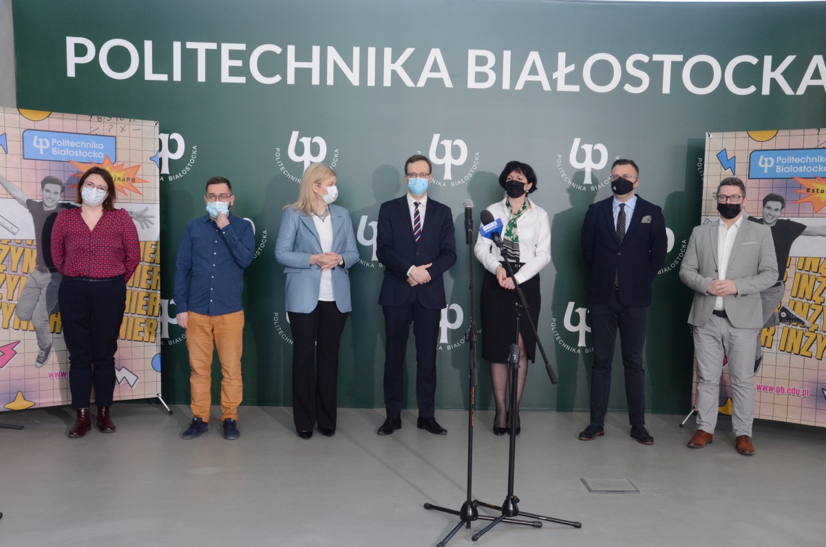 Bezpłatne kursy języka polskiego dla uchodźców na Politechnice Białostockiej