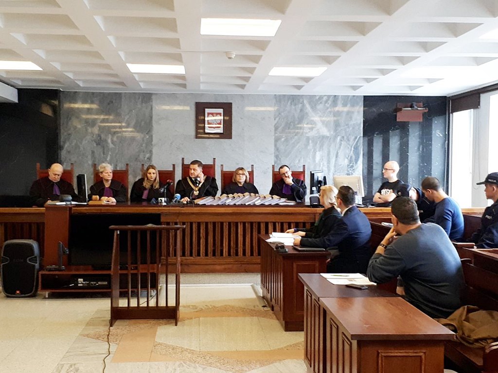 Początek procesu w głośnej sprawie zabójstwa przed barem w Ełku