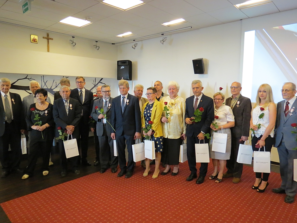 Wręczenie Krzyży Wolności i Solidarności opozycjonistom z lat 80.