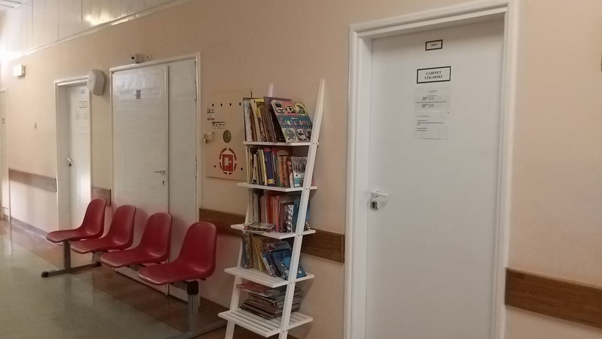 "Książka na receptę. Recepta na sukces" - akcja promująca czytanie dzieciom w szpitalach