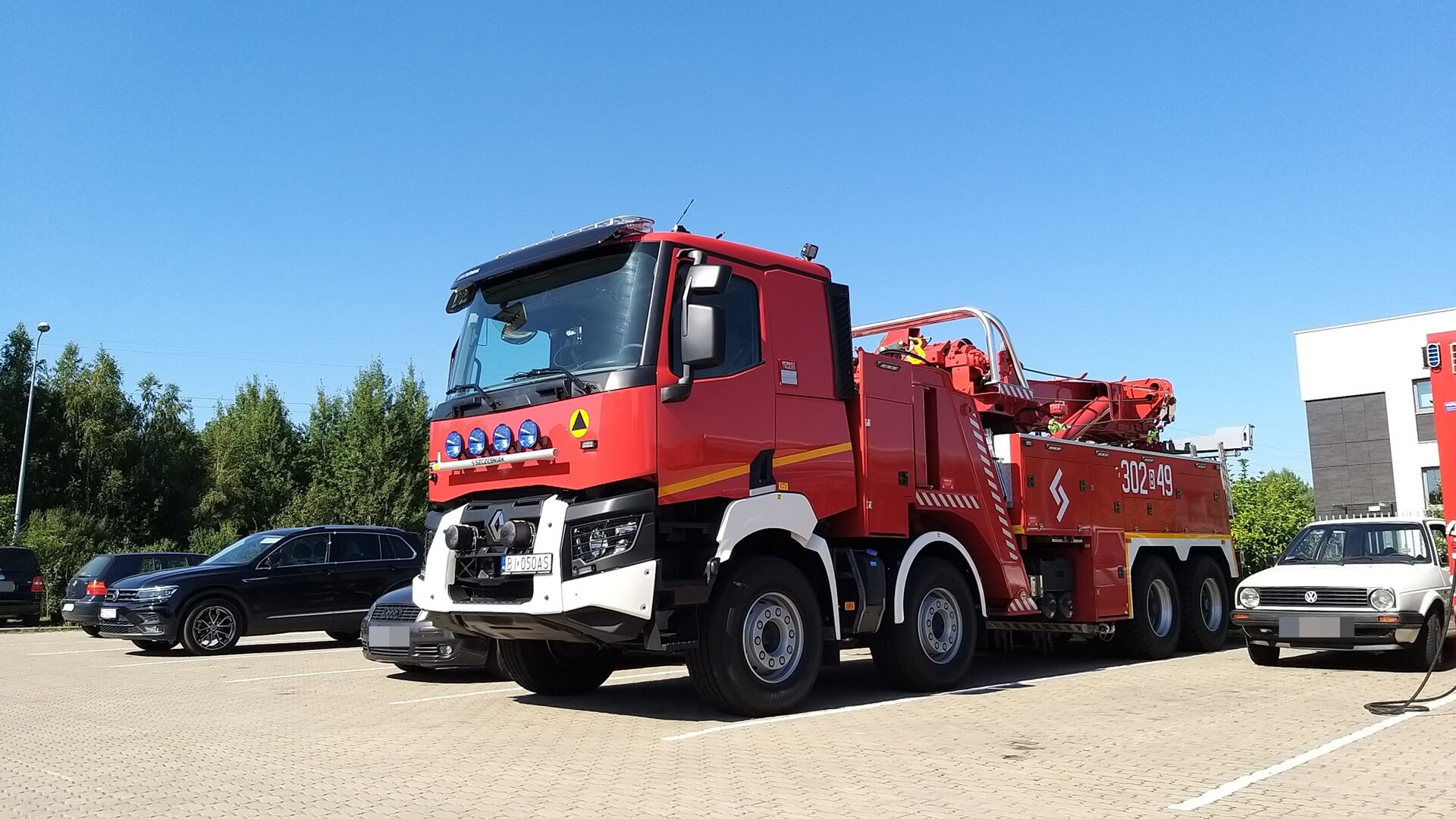 Białostoccy strażacy mają nowy specjalistyczny sprzęt do ratownictwa drogowego