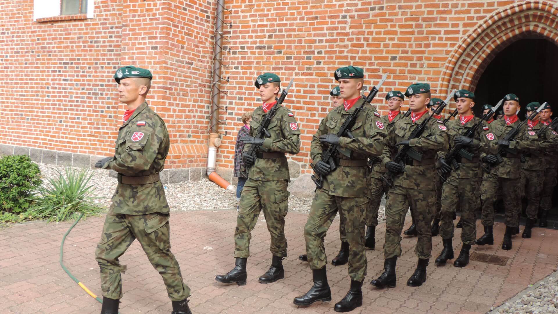 Dlaczego warto studiować w uczelniach wojskowych?