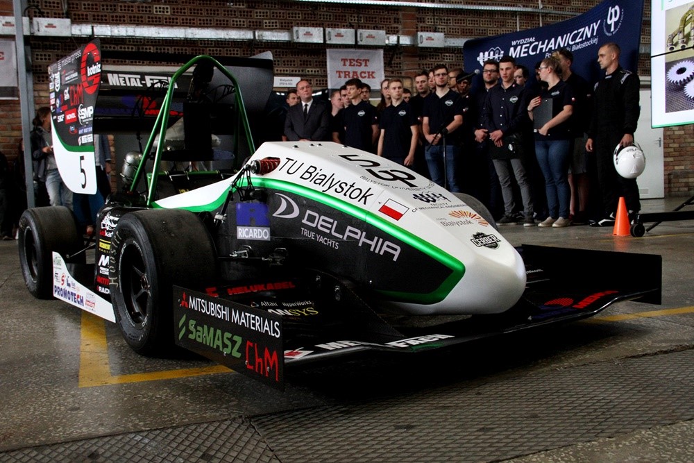 Piąty bolid wyścigowy białostockich studentów na zawodach Formula Student