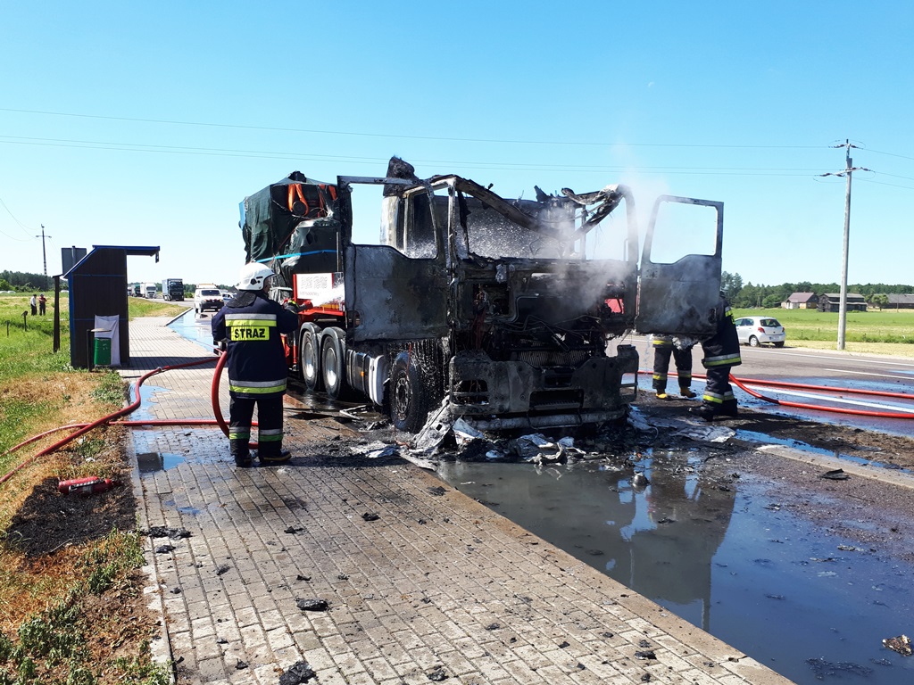 Pożar tira niedaleko Sztabina