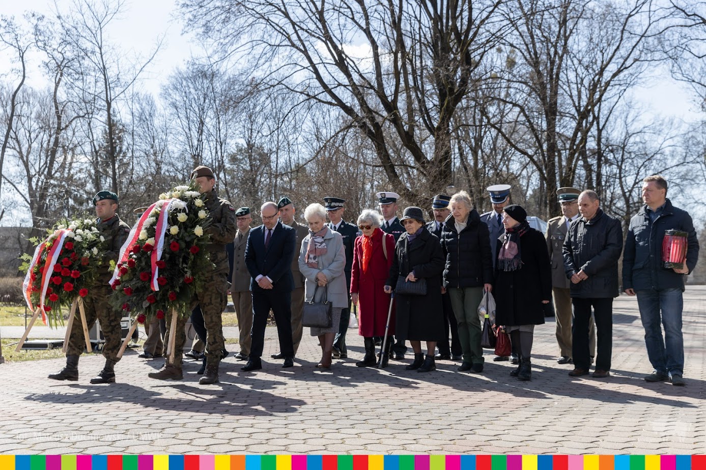Mieszkańcy regionu oddali hołd ofiarom zbrodni katyńskiej