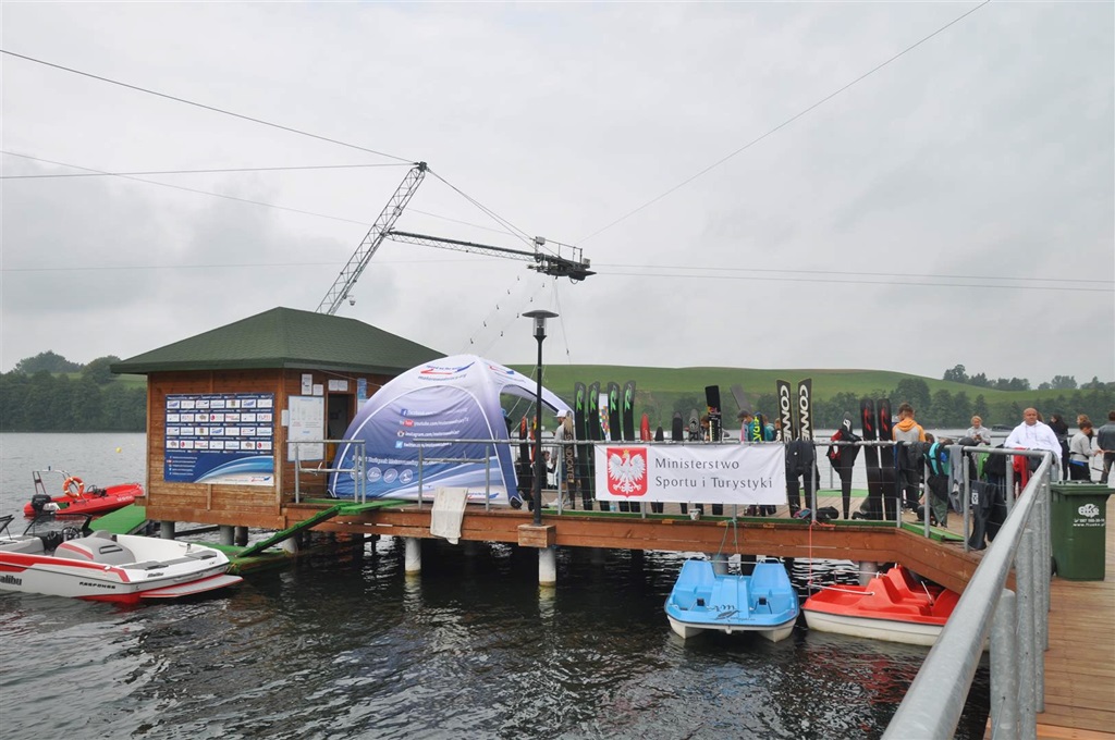 Zawody w narciarstwie wodnym i koncerty – WOSiR Szelment obchodzi 10-lecie