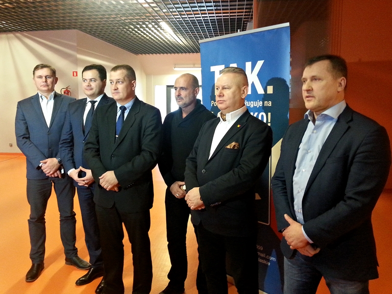 Władze i trener Jagiellonii Białystok zachęcają do udziału w referendum ws. lotniska