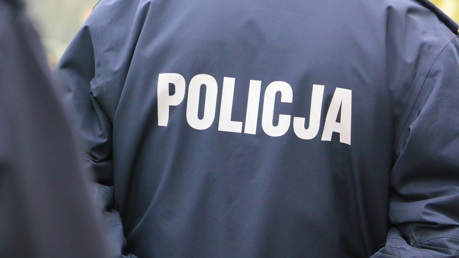 Czterech policjantów oskarżonych w związku z uliczną interwencją. Zatrzymany zmarł