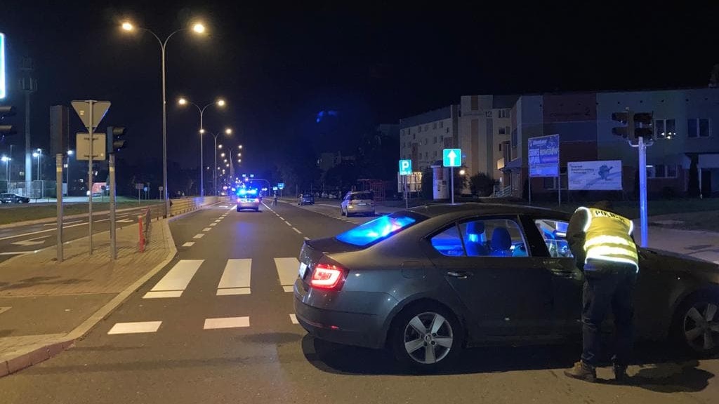 Policjanci zatrzymali osoby, które prawdopodobnie mają związek z potrąceniem na przejściu dla pieszych w Białymstoku