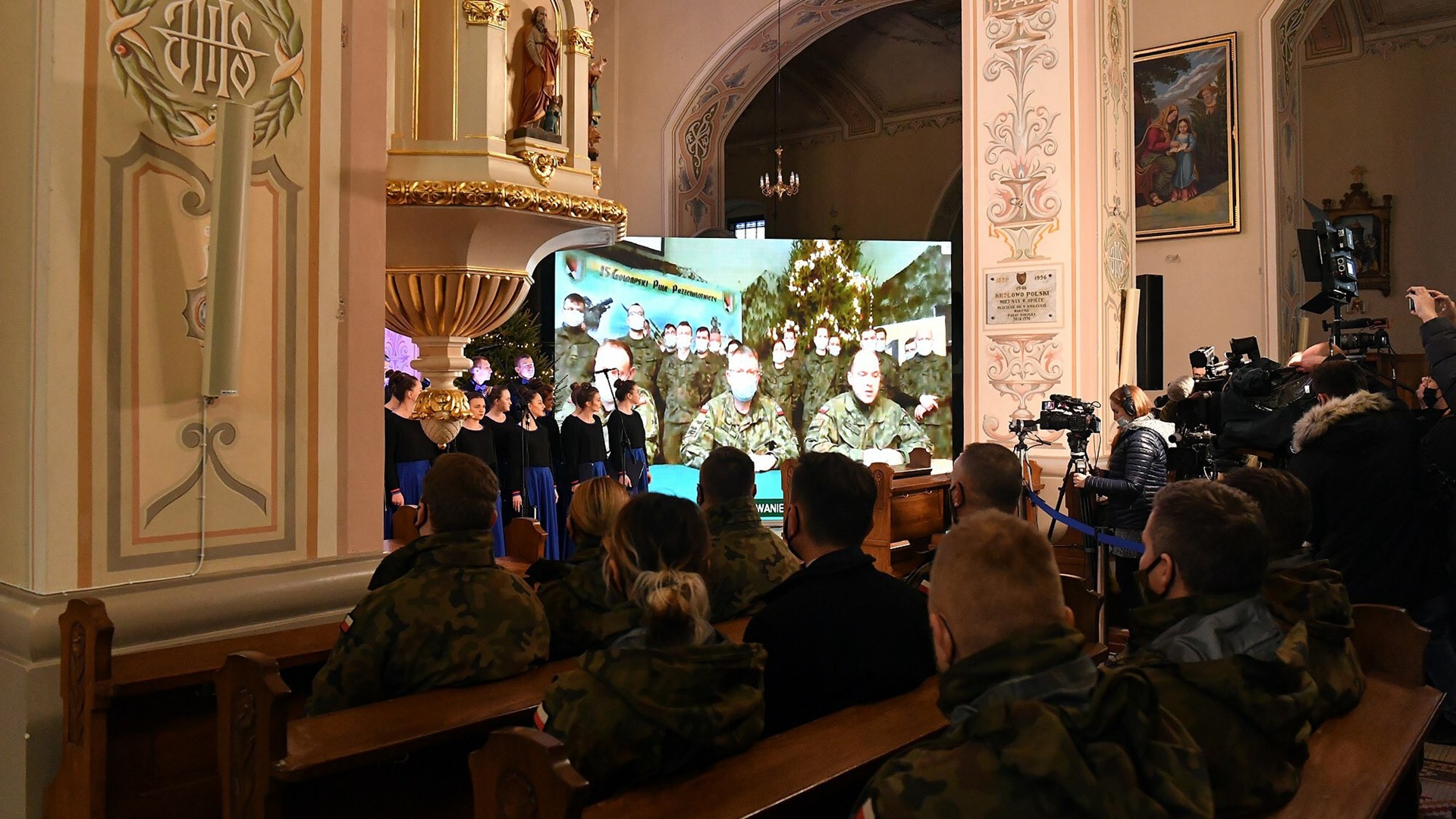 Sokółka: Świąteczne spotkanie ministra Błaszczaka z polskimi żołnierzami [zdjęcia]