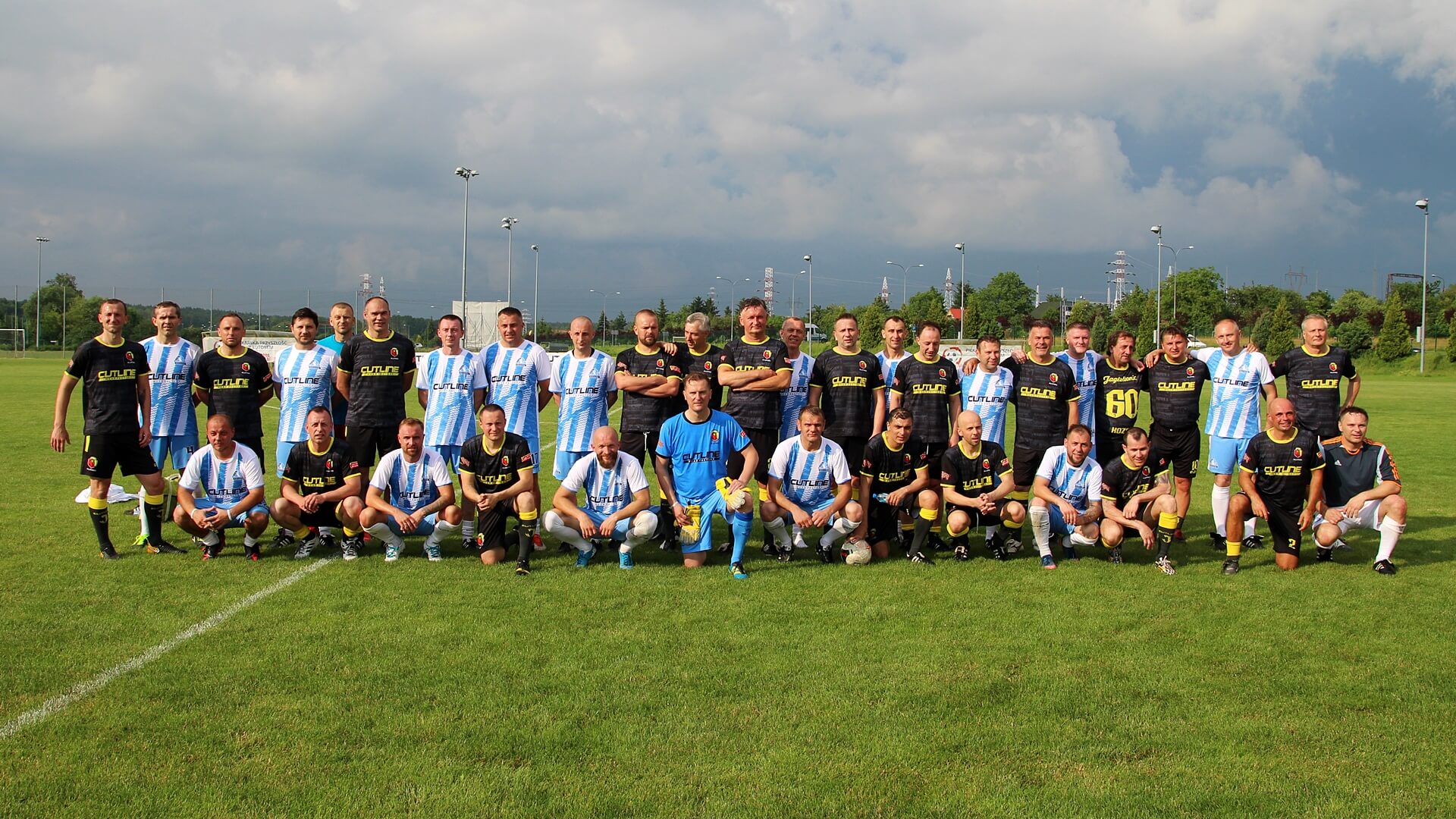 Grad bramek - oldboye Jagiellonii zremisowali ze Stalą Rzeszów [zdjęcia]