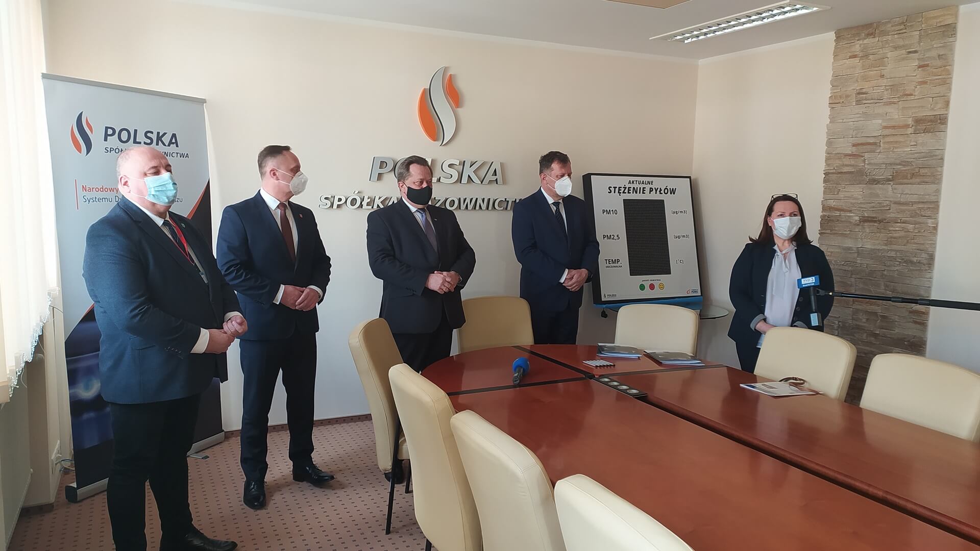 Dwa podlaskie samorządy otrzymały specjalne urządzenia do pomiaru jakości powietrza