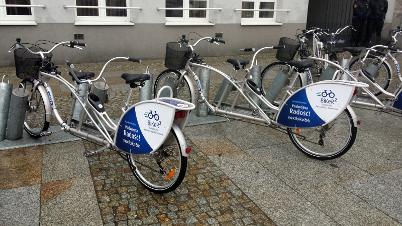 Białystok:  Osoby niewidome będą mogły zarezerwować miejskie tandemy