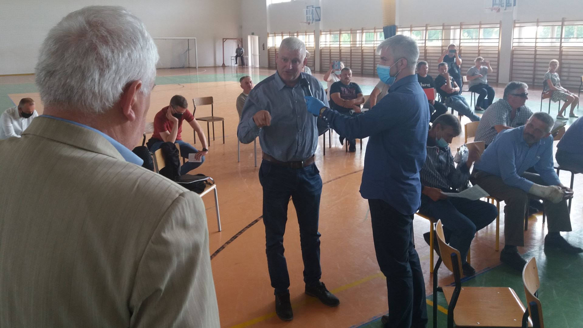 Rolnicy z Raczek pytają o odszkodowania. Czy oddadzą ziemię pod gazociąg?