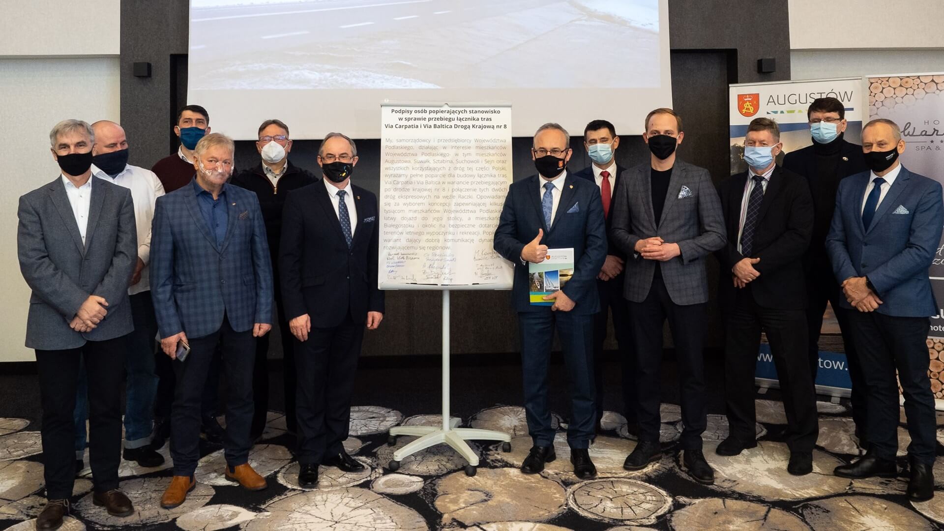 Samorządowcy za wariantem drogi S16 przez Augustów