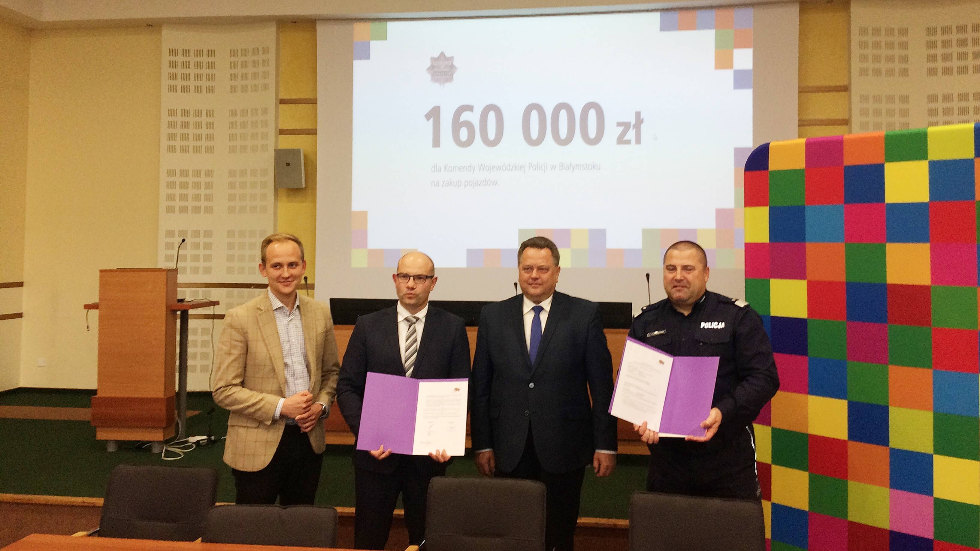 3 nowe radiowozy trafią do największych miast w Podlaskiem