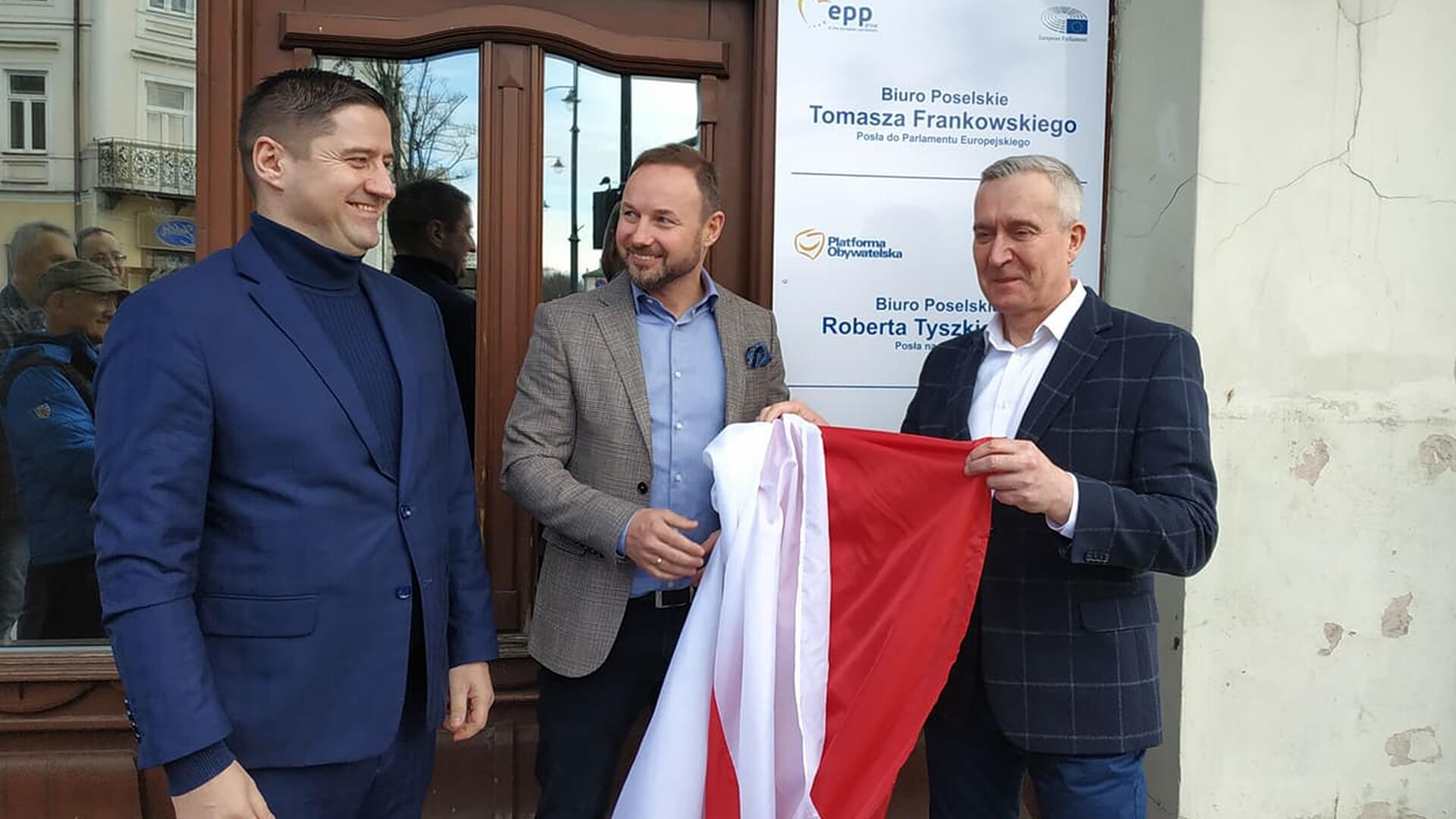 Tomasz Frankowski i Robert Tyszkiewicz otworzyli w Suwałkach biuro poselskie