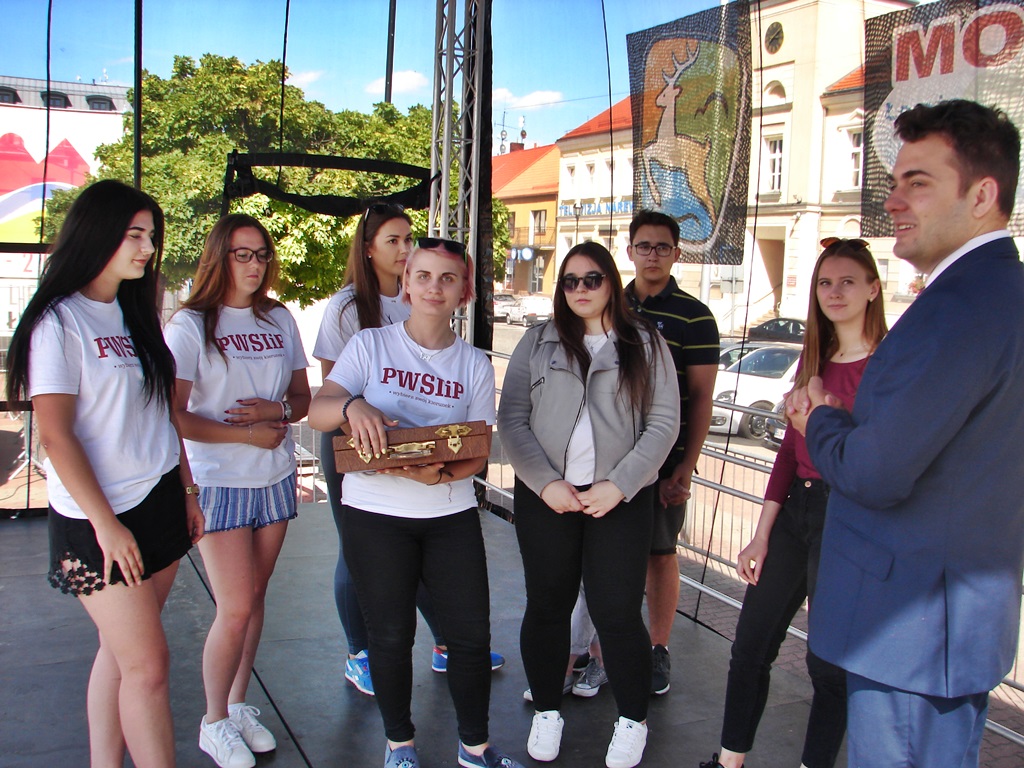 Klucze do bram miasta w rękach studentów – rozpoczęły się Juwenalia w Łomży