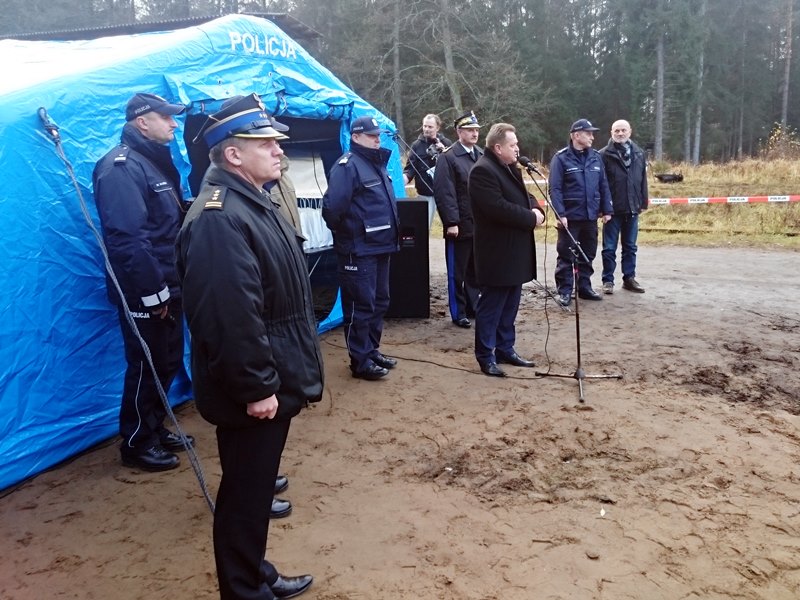 Ćwiczenia policji, straży pożarnej i granicznej w okolicach Narewki [zdjęcia]