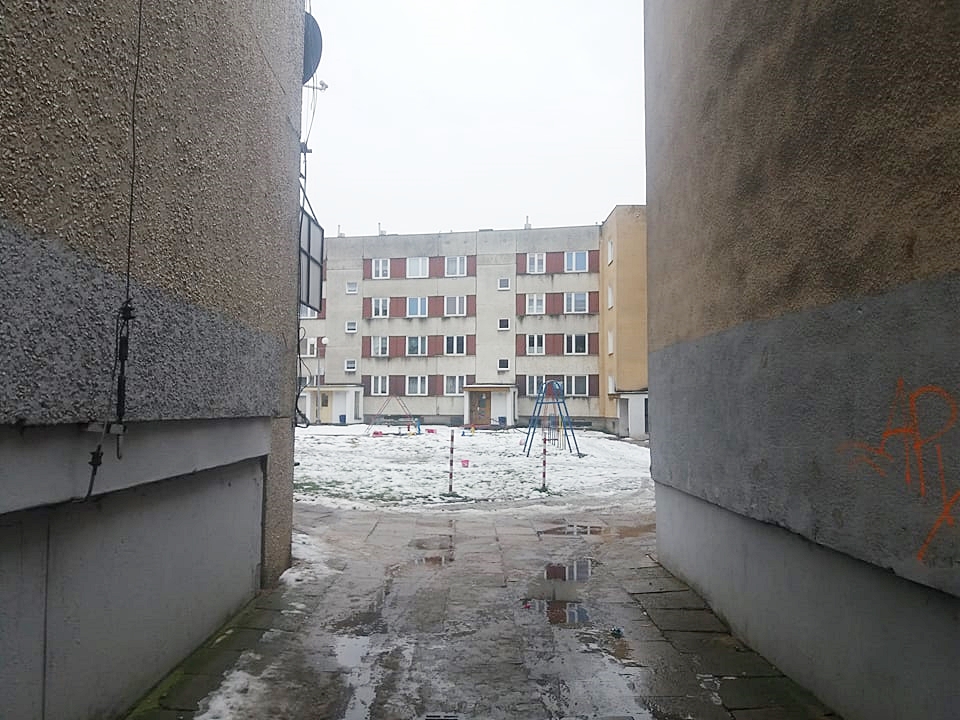 Urzędnicy chcieli, by mieszkańcy spółdzielni płacili więcej za wywóz śmieci - decyzję uchylono