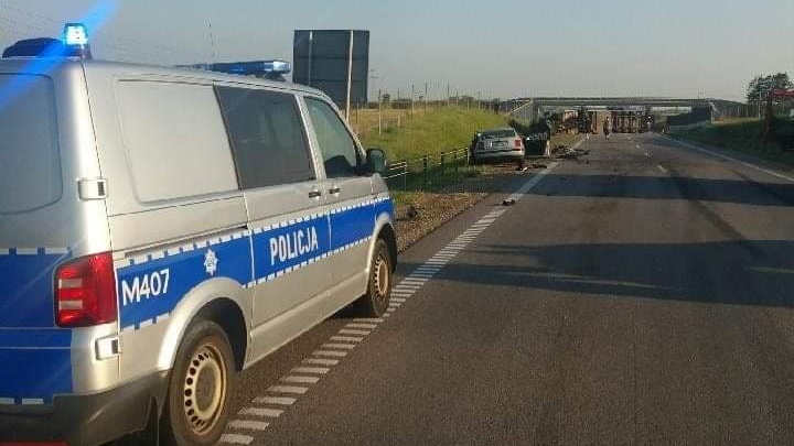 Nie żyje Litwin, którego auto zderzyło się z dwiema ciężarówkami