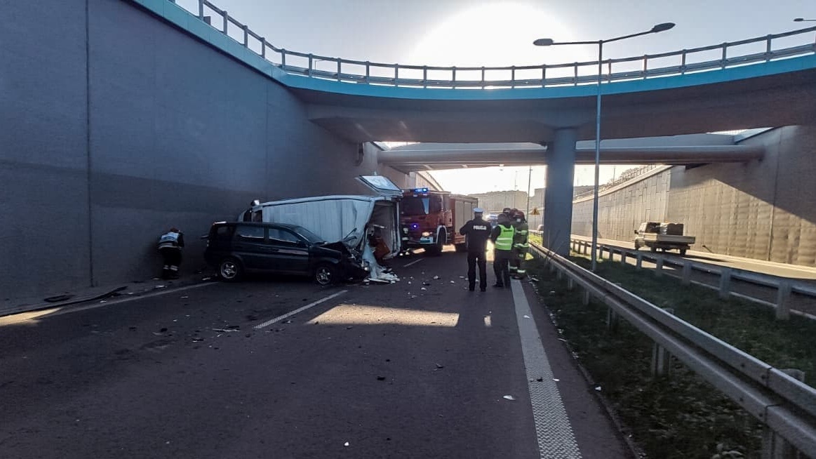 Wypadek na Alei Niepodległości w Białymstoku - jedna osoba ranna