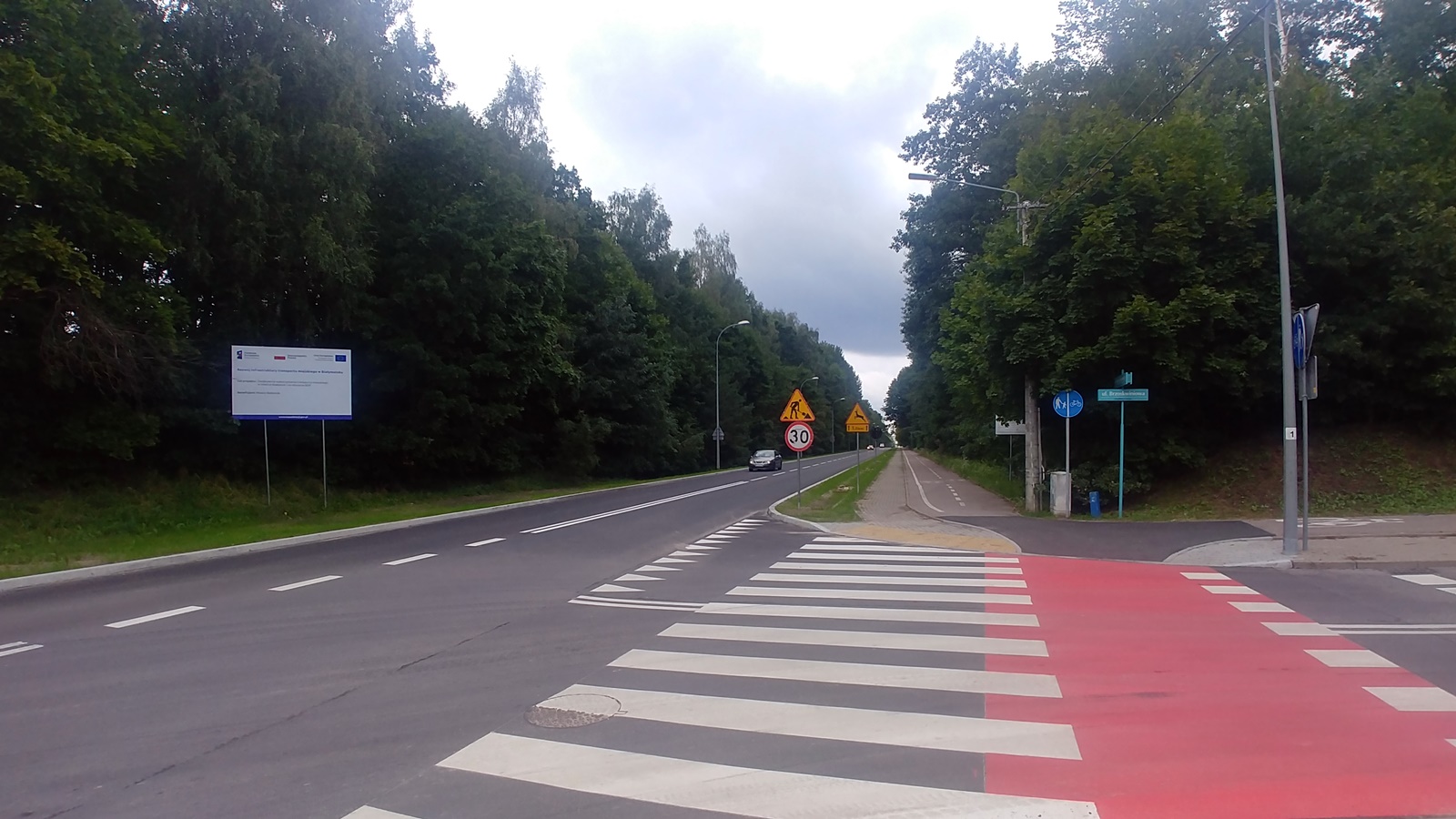 Kierowcy mogą już jeździć ulicą Mickiewicza w Białymstoku, ale wciąż nie kursują nią autobusy