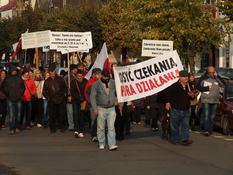 Augustów:  Protest rolników ws. wycen za ziemię pod obwodnicę
