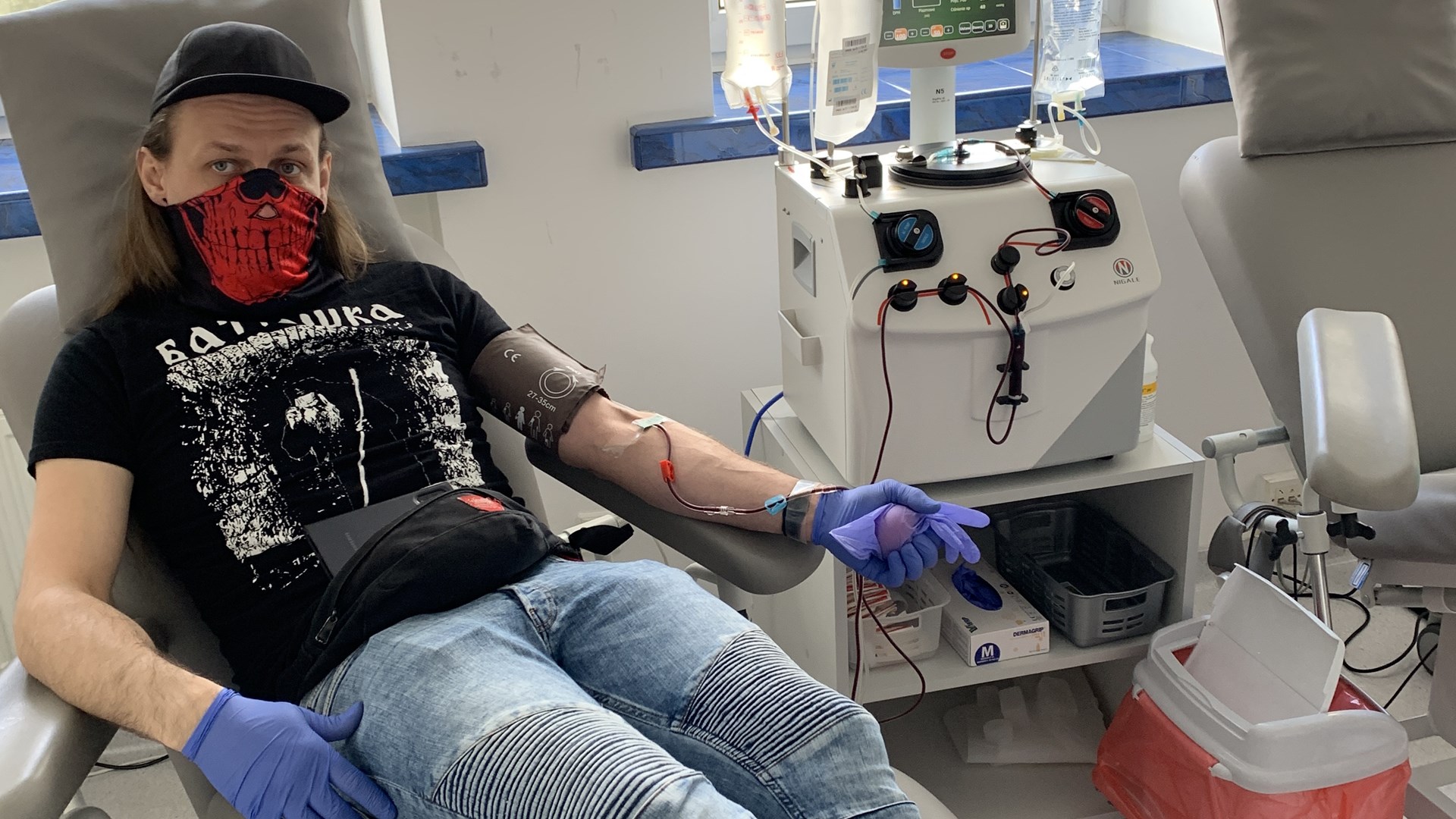 Był chory na COVID-19 i wyzdrowiał. Podlaski "pacjent zero" oddał osocze, by ratować innych zakażonych