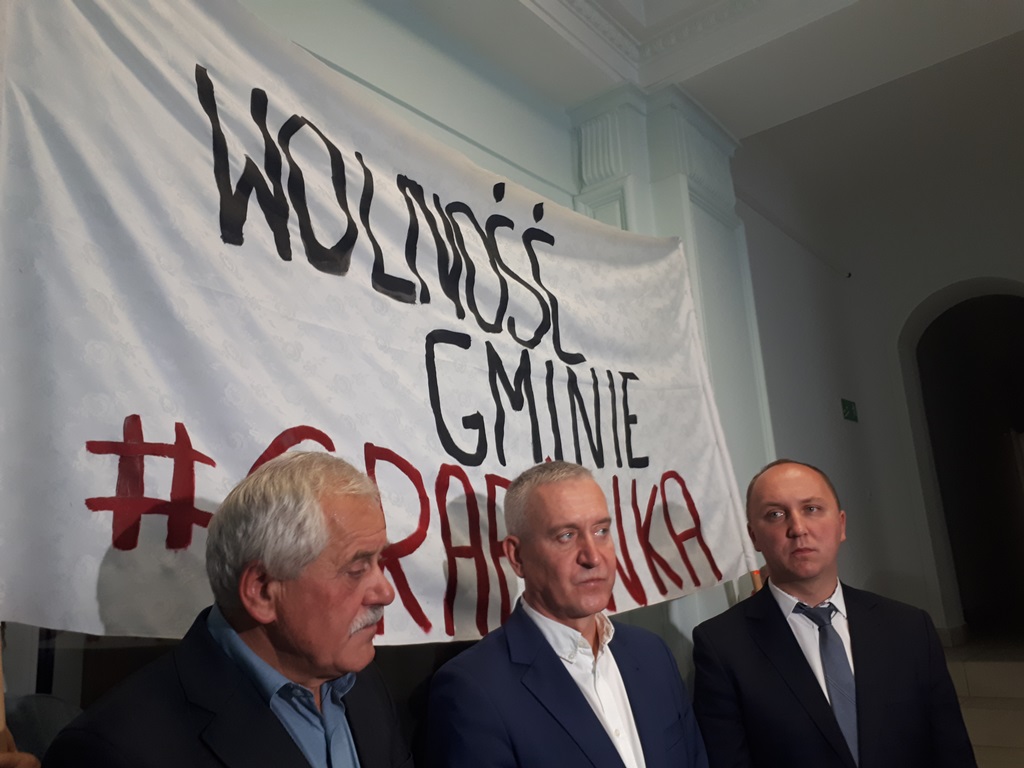 Grupa posłów PO pisze do premier ws. powołania gmin Grabówka i Szczawa