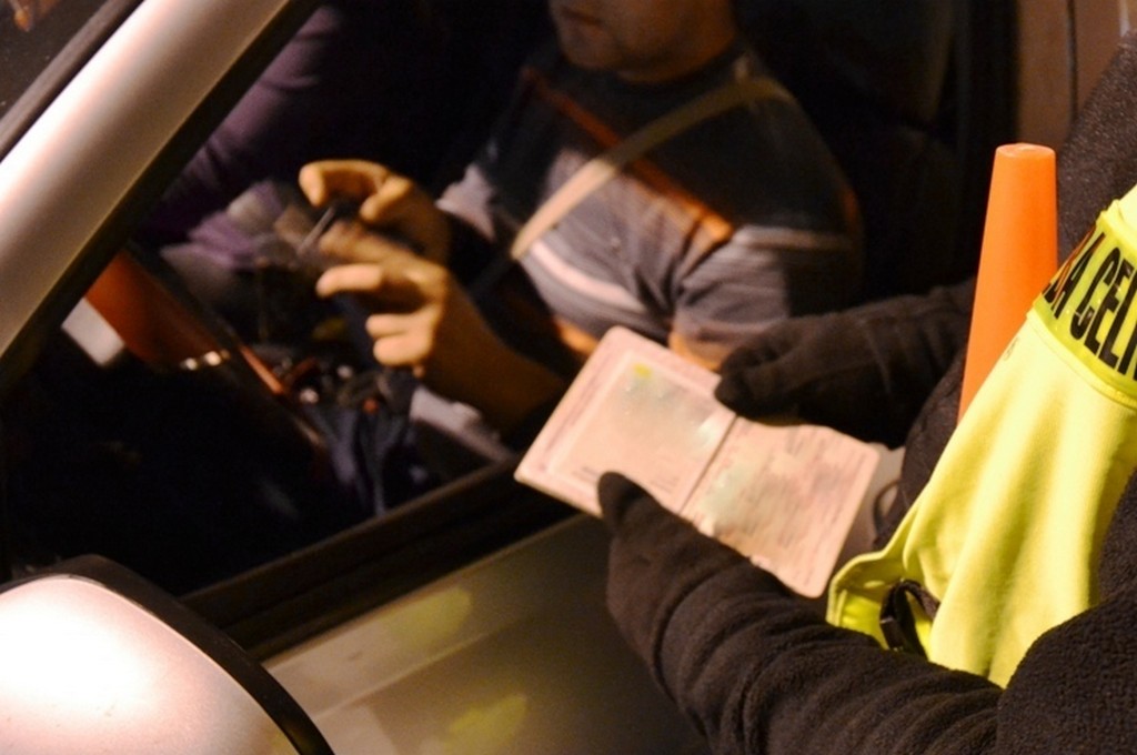 Troje nielegalnych migrantów zatrzymali w Augustowie funkcjonariusze podlaskiej Służby Celno-Skarbowej