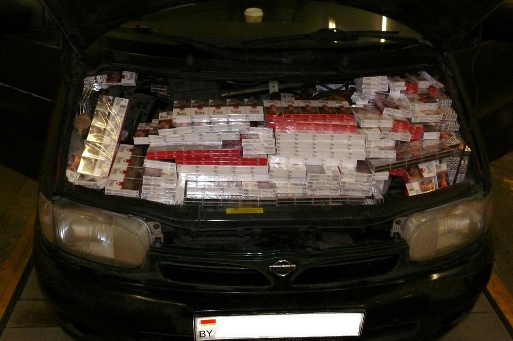 Celnicy z województwa podlaskiego udaremnili 2 próby przemytu nielegalnych papierosów