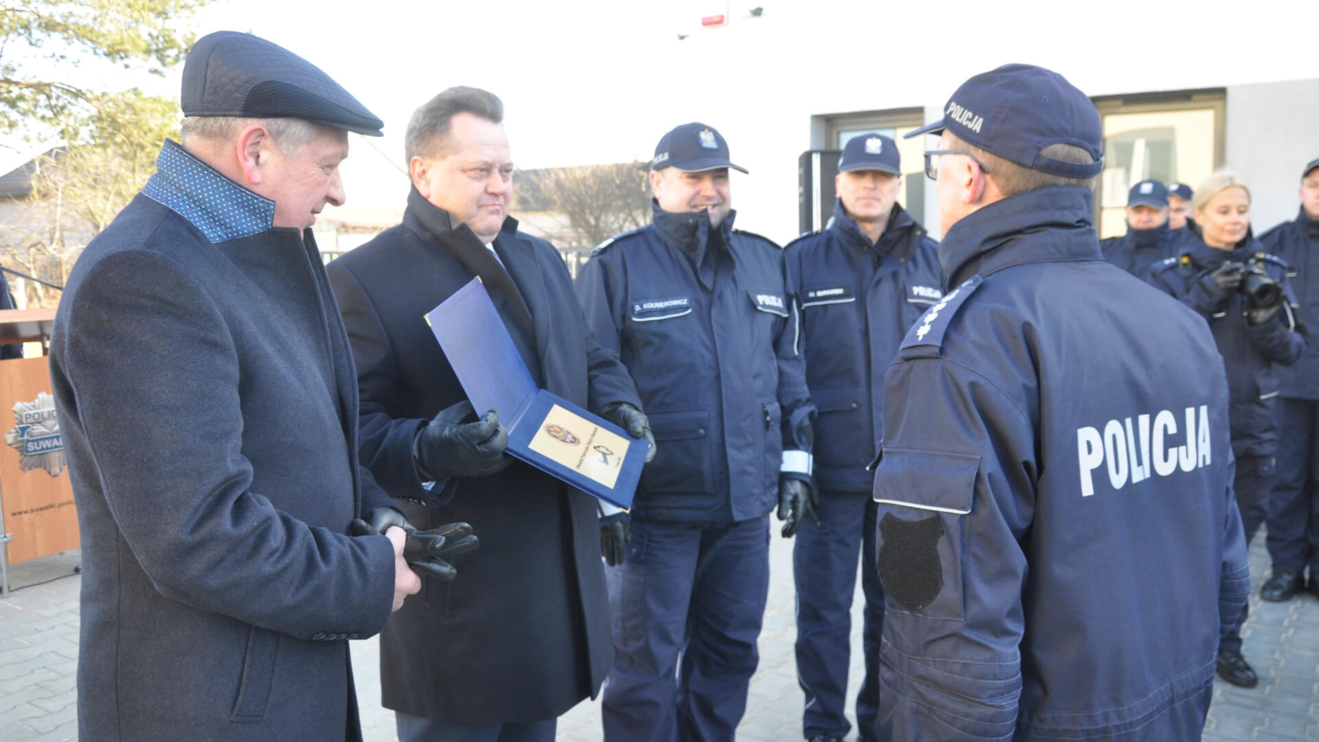 Policja wróciła do Raczek