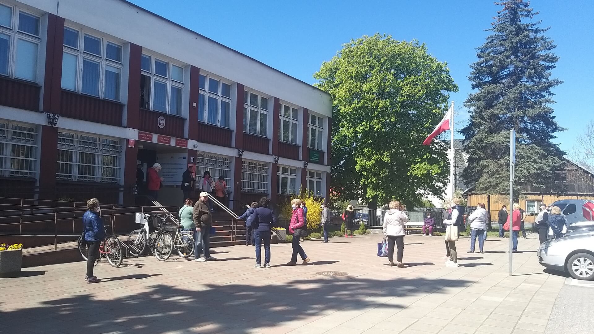 Mieszkańcy lokali komunalnych w Augustowie protestują przeciwko podwyżkom czynszu