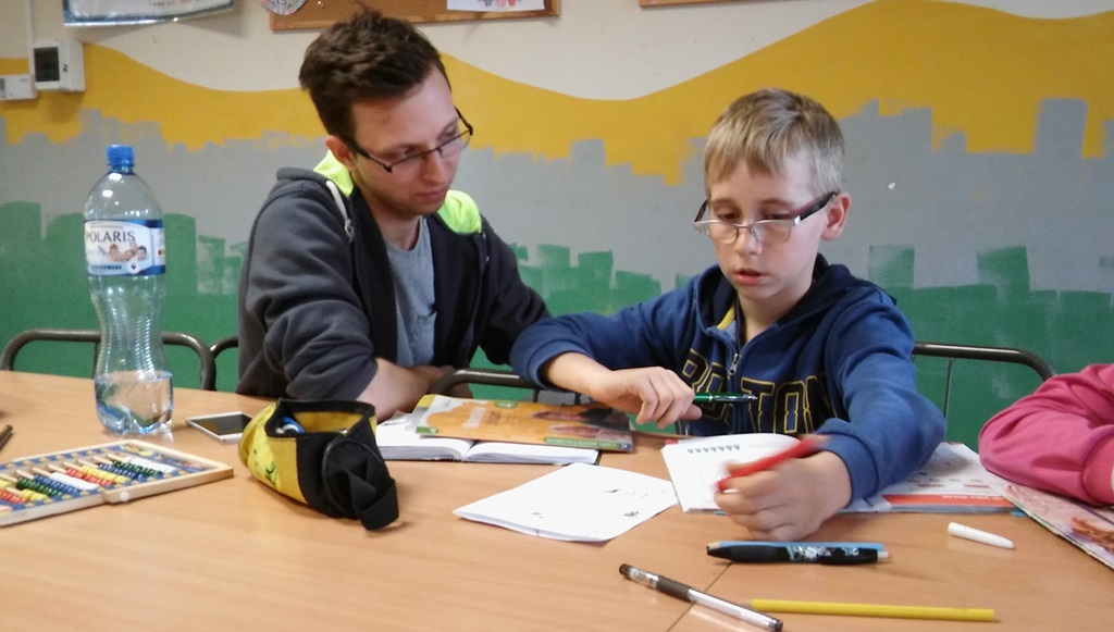 Poszukiwani wolontariusze do Studenckiego Pogotowia Lekcyjnego