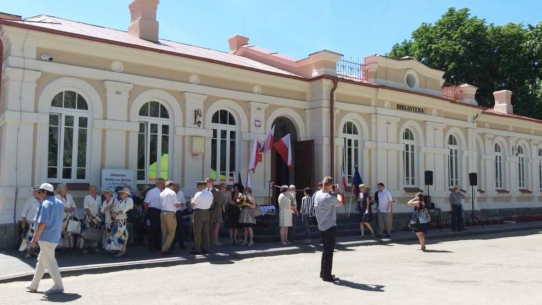 Na dworcu kolejowym w Nurcu Stacji można teraz także wypożyczać książki