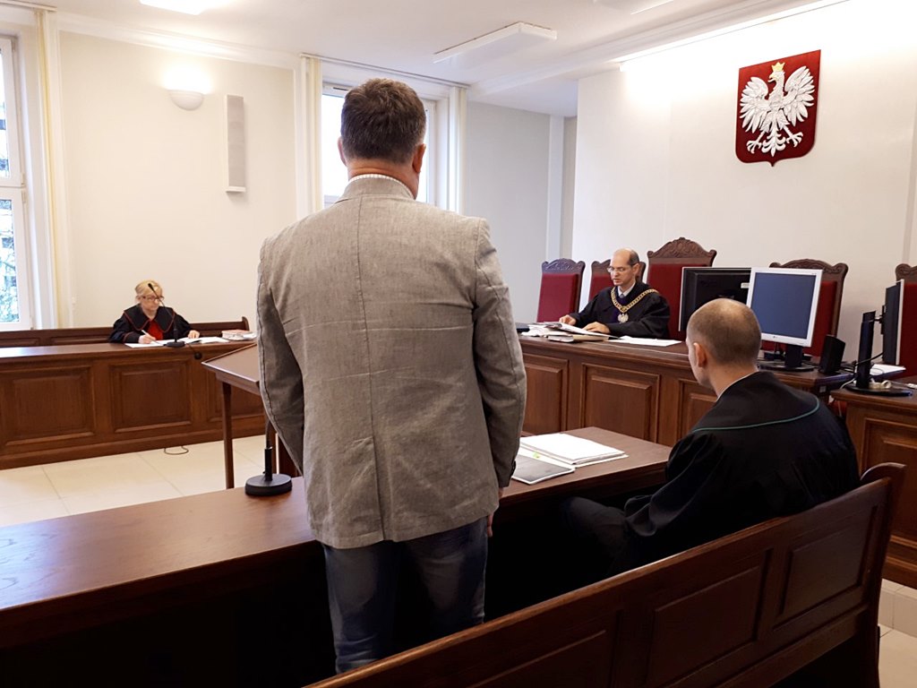 Proces o przywłaszczenie blisko ćwierć miliona euro w kantorze wymiany walut