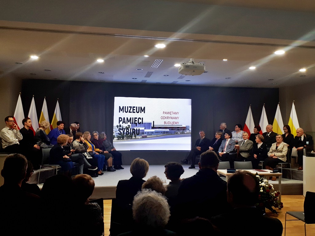 Władze Białegostoku podpisały umowę z wykonawcą Muzeum Pamięci Sybiru