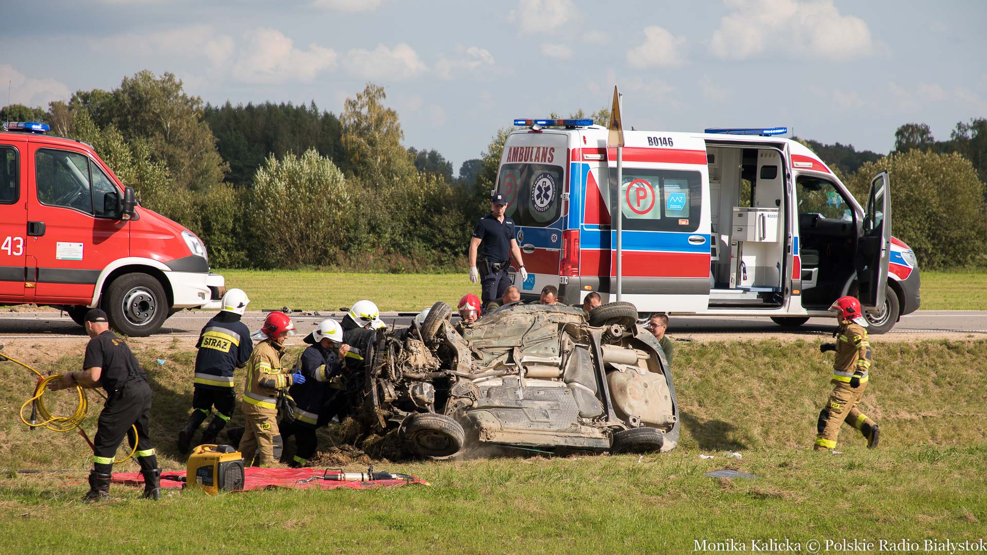 Śmiertelny wypadek na trasie Sokółka - Dąbrowa Białostocka [zdjęcia]