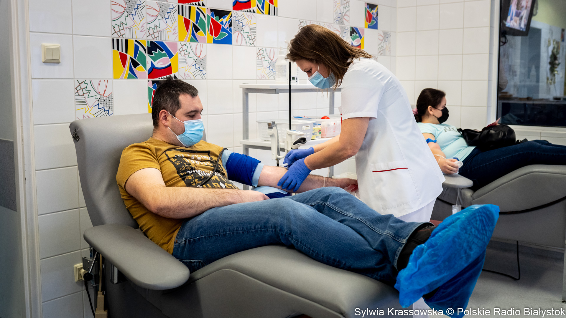 Krew potrzebna także w wakacje - przypominają pracownicy RCKiK w Białymstoku