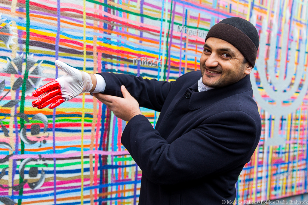 Zdewastowany mural - odnowiony