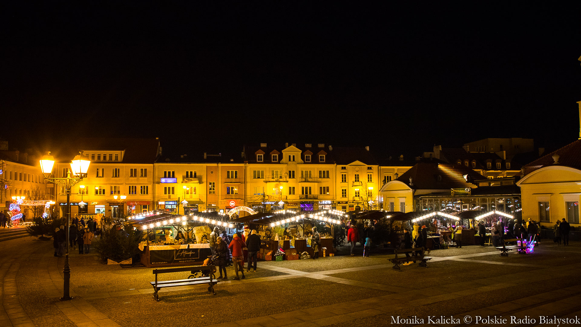 Jarmark Świąteczny przed Ratuszem [zdjęcia]
