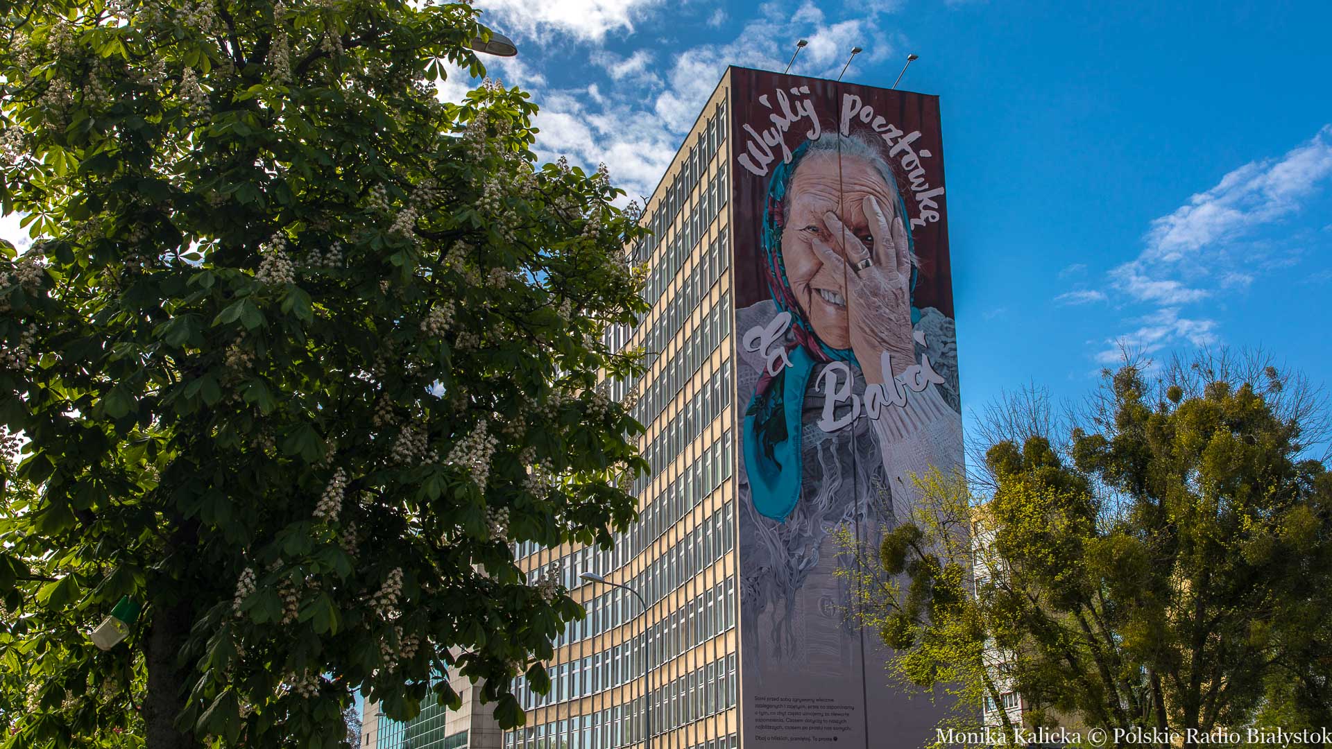 Powstaną filmy z audiodeskrypcją o 10 białostockich muralach, by poznali je także niewidomi