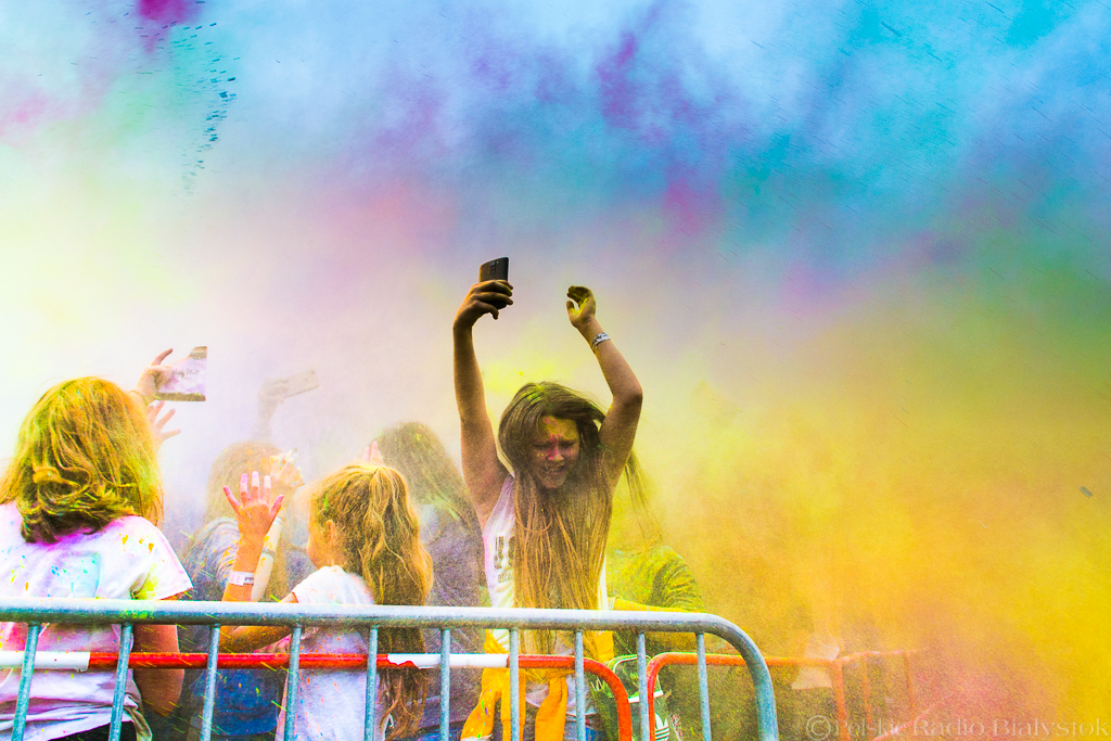 Szaleństwo kolorów na białostockiej plaży – Holi Festival Poland