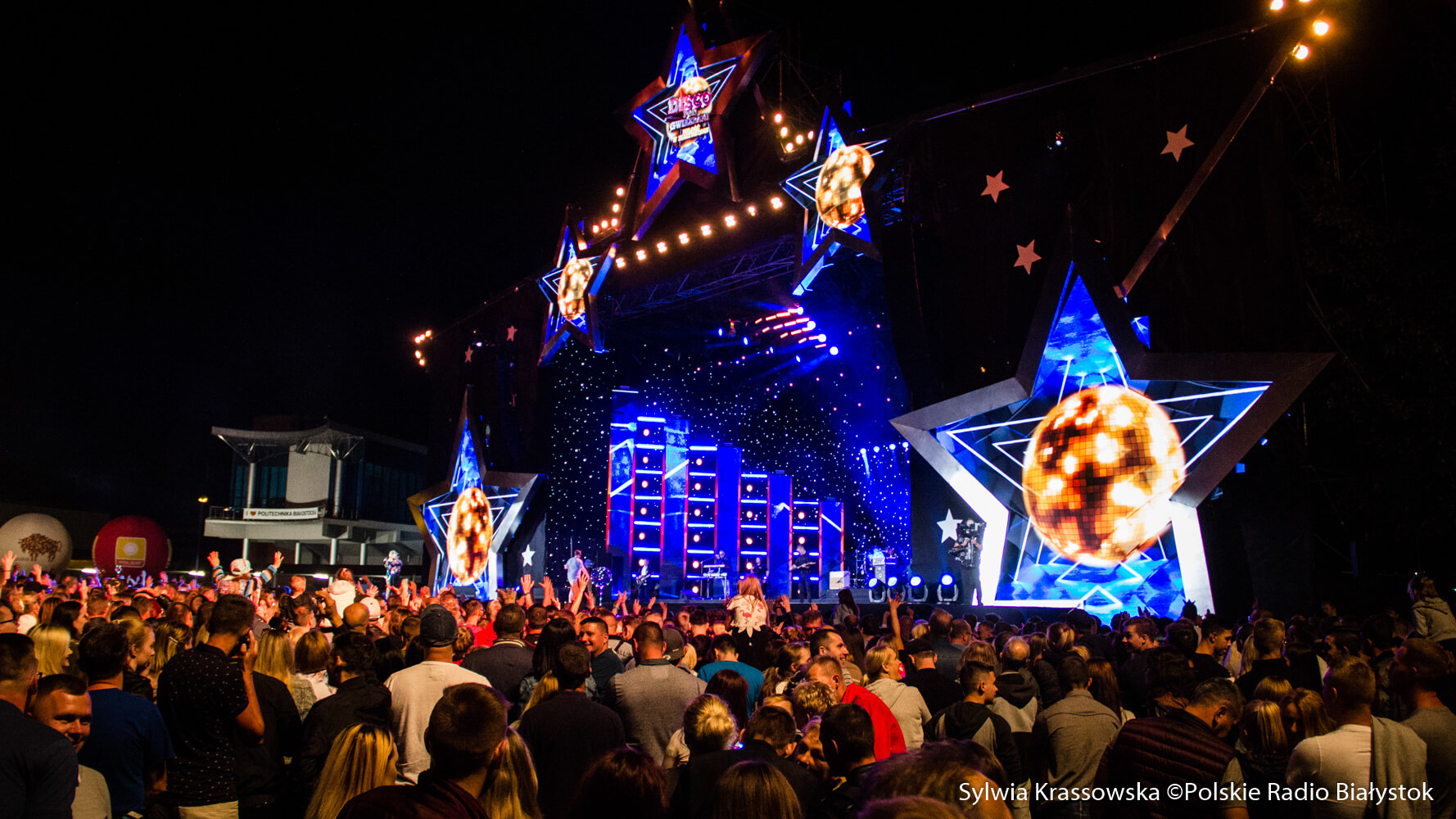 Ok. 74 tys. osób na festiwalu "Disco pod Gwiazdami"