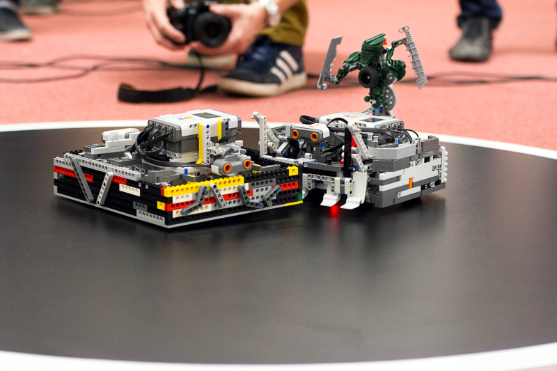 Białystok:  Miłośnicy robotyki spotykają się na Politechnice Białostockiej