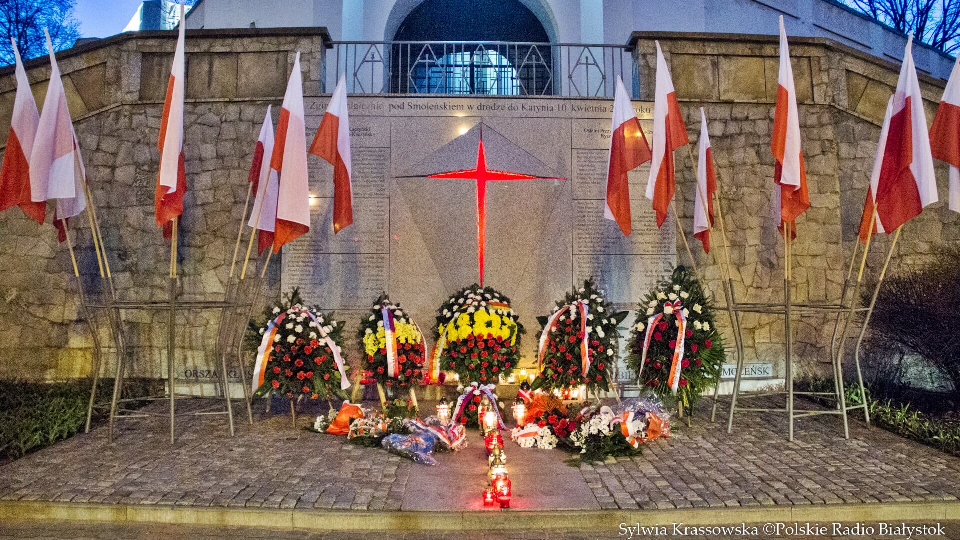 Obchody rocznic - zbrodni katyńskiej i katastrofy smoleńskiej w Podlaskiem [zdjęcia]