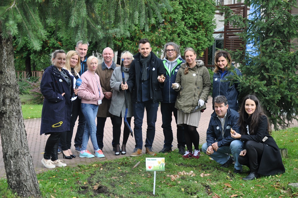 "Pole Nadziei" przed siedzibą Polskiego Radia Białystok