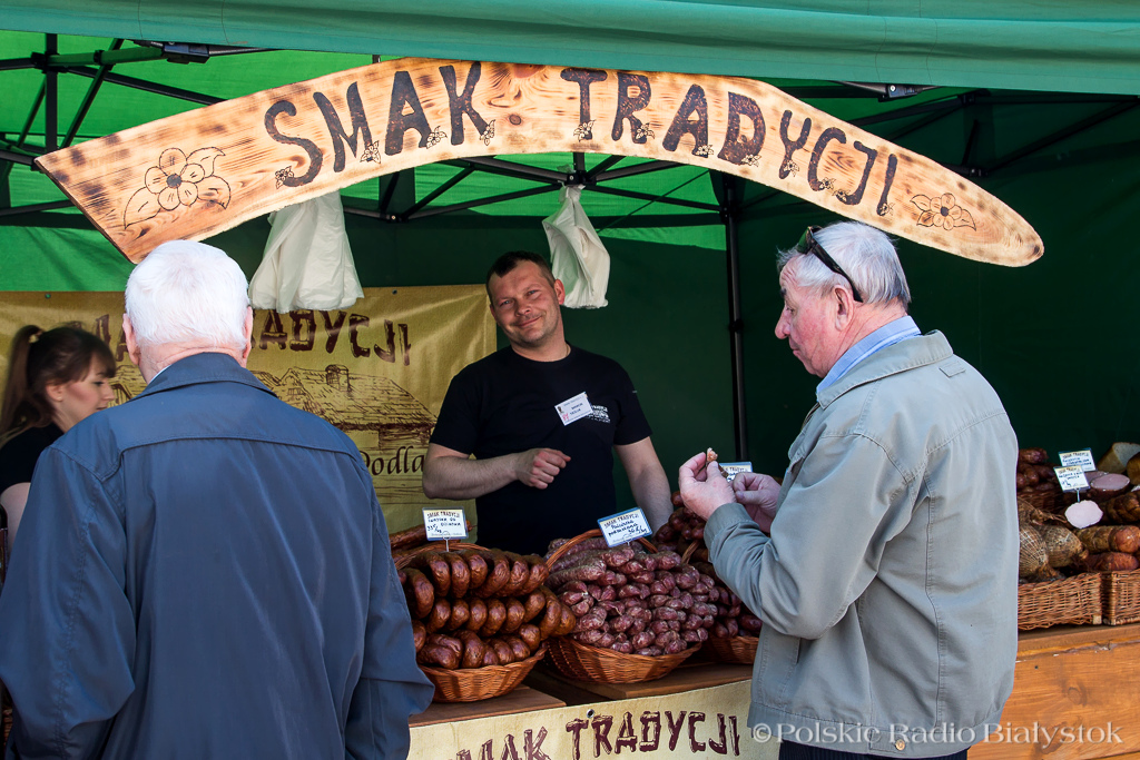 Jarmark majowy przed Ratuszem w Białymstoku – regionalne produkty spożywcze, rękodzieło oraz warsztaty